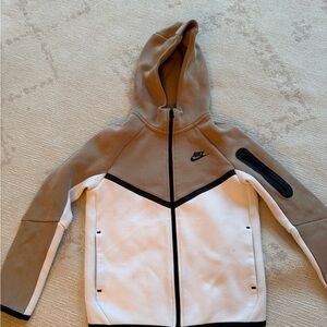 Nike Tan and White NIKE TECH